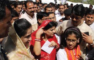raja bhaiya with wife Bhunvri