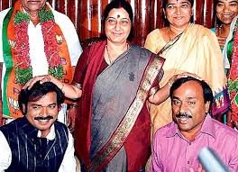 sushma-swaraj_reddy-bros